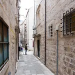 Apartman Lara