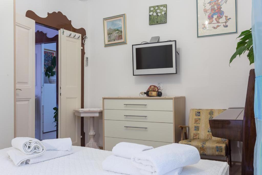 Apartman Lara Apartment